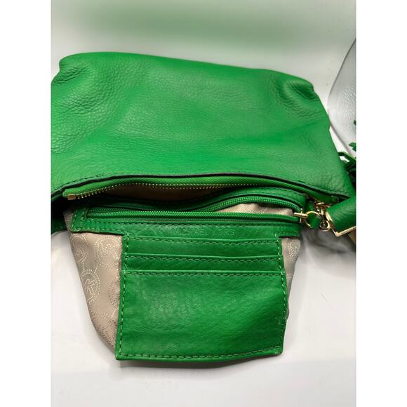 Michael Kors Emerald Bedford Tassel Green Leather Crossbody Bag - Picture 3 of 5